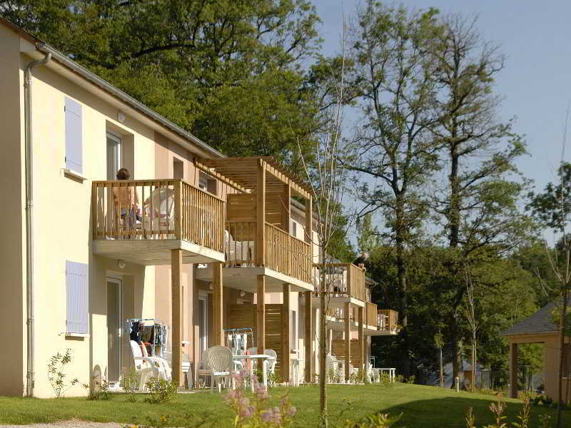 Résidence Odalys Le Hameau du Lac Rignac  Exterior foto