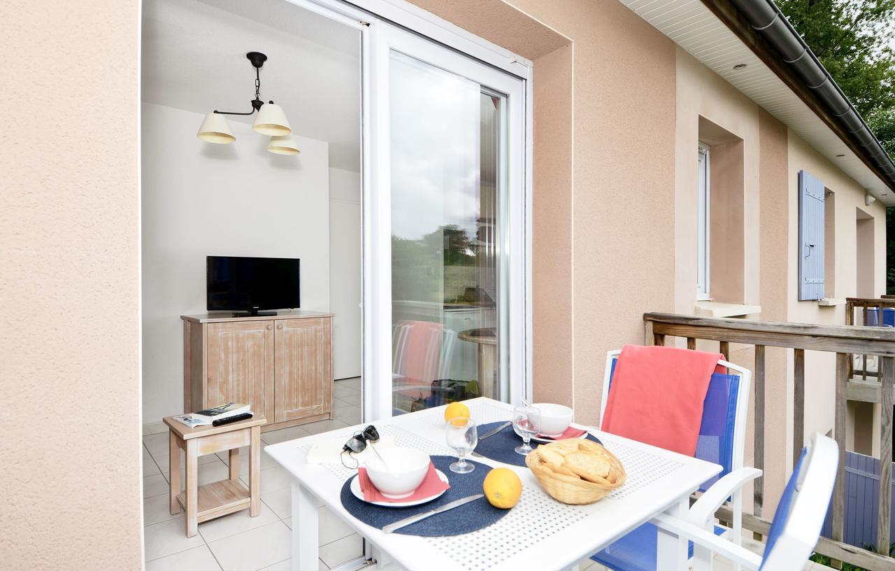 Résidence Odalys Le Hameau du Lac Rignac  Exterior foto