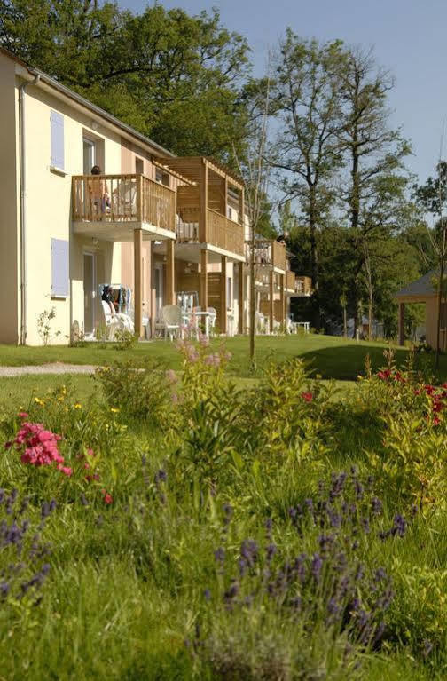 Résidence Odalys Le Hameau du Lac Rignac  Exterior foto